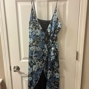 Lulu's Blue Floral Midi Dress